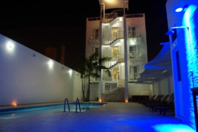 Photo of Pool & Jacuzzi Area