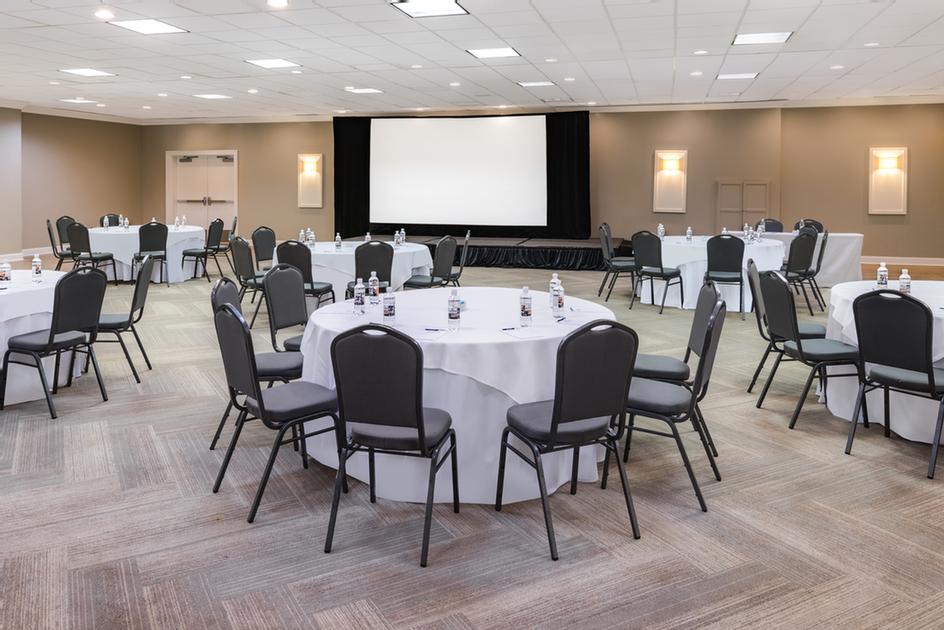 Photo of Sand & Surf Ballroom