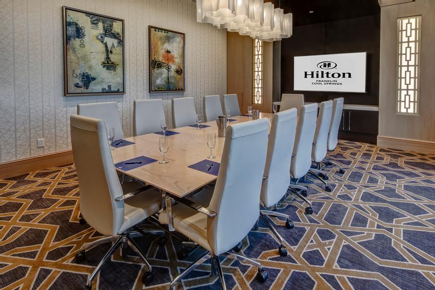 Photo of Summerlyn Boardroom 