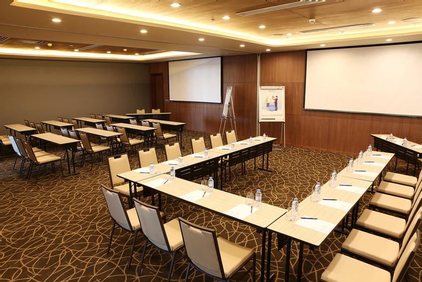 Photo of Meeting Room
