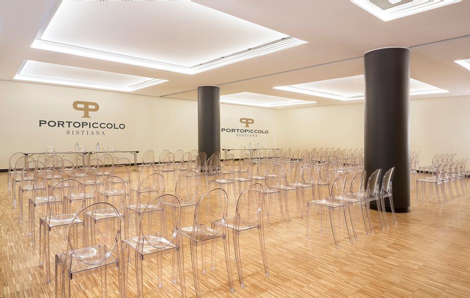 Photo of Saturnia Meeting Room 