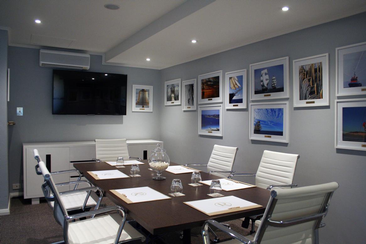Photo of Leeuwin II Boardroom