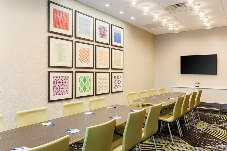 Photo of Flex Meeting Room