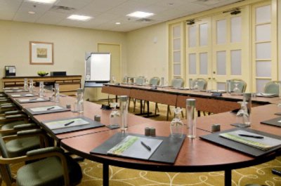Photo of Gulf Boardroom