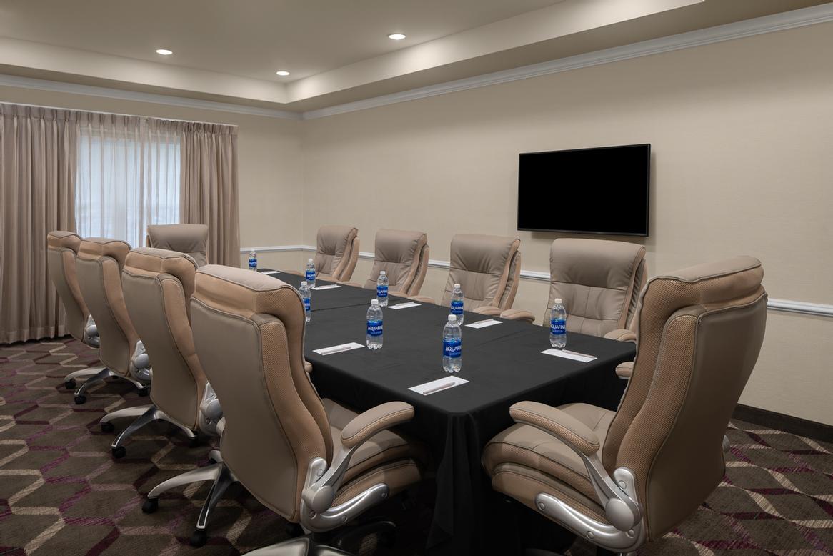 Photo of Bergen Executive Boardroom