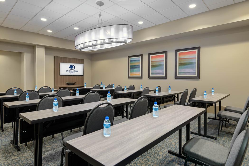 Photo of Boardroom