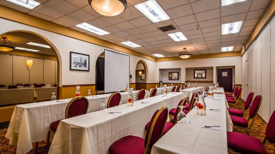 Photo of Tudor Room
