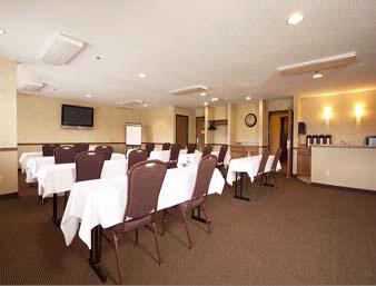 Photo of Super 8 meeting room