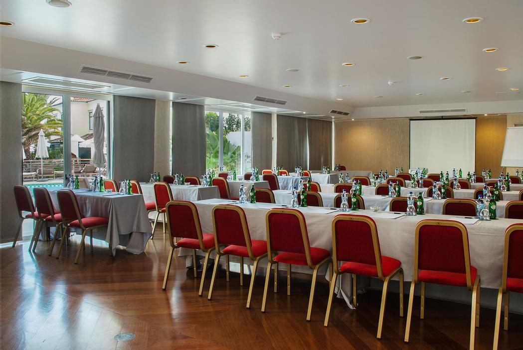 Photo of Duques de Loulé Room