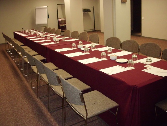 Photo of SALON 7 - 3
