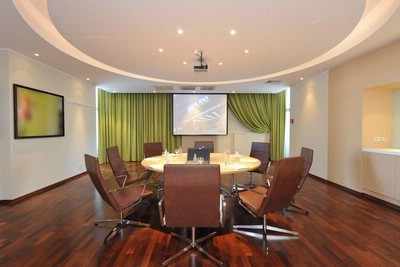 Photo of Red 3 (VIP ROOM)
