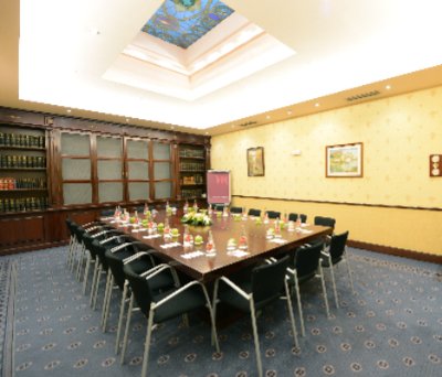 Photo of La Biblioteca