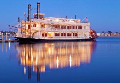 Photo of William D. Evans (Entire Boat)