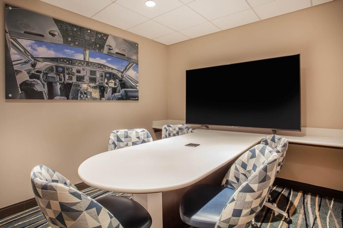 Photo of Cockpit Boardroom